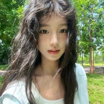 壁花女孩梦游中